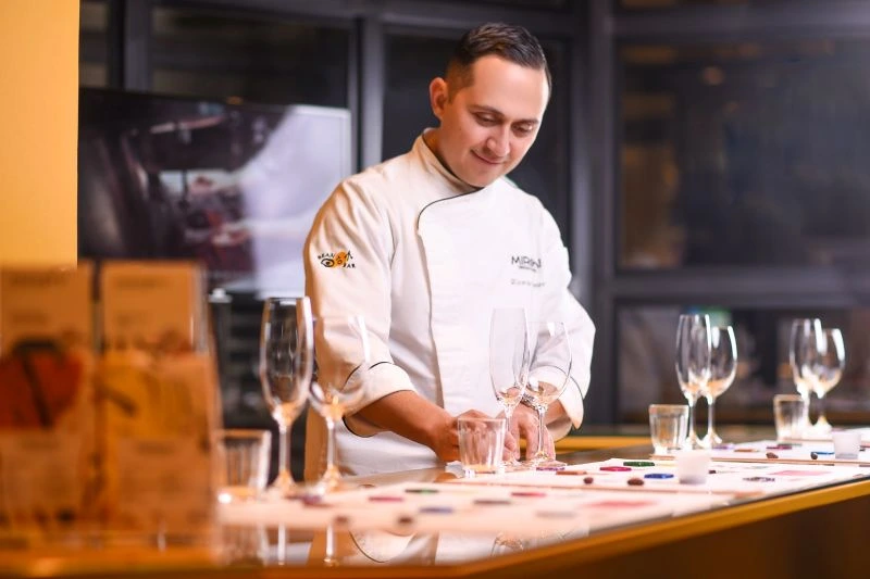 Degustação e Harmonização de Chocolates com Vinhos e Espumantes no Miroh